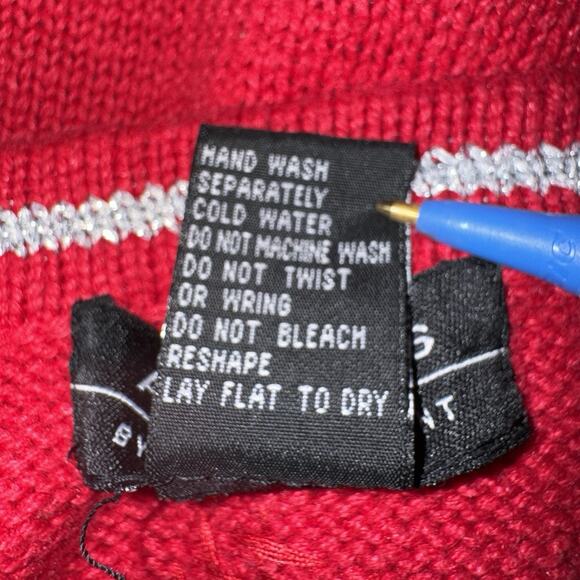 All Points Womens Beaded Embroidered Holiday Snow Globe Sweater Vest Red Medium - Picture 8 of 10